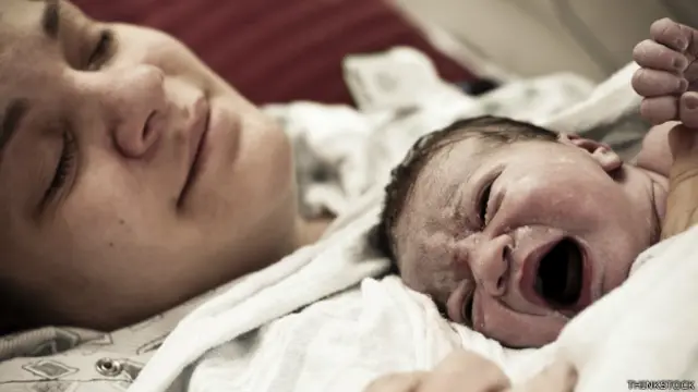 La OMS recomienda que el cuidado perinatal sea multidisciplinar.