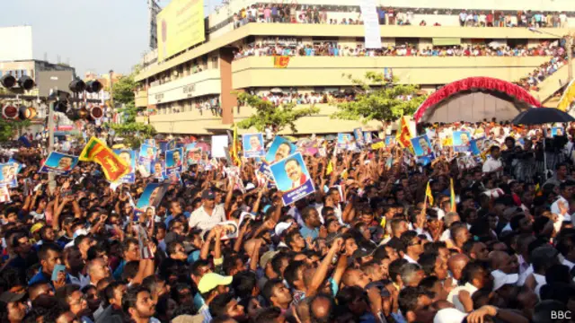 මහින්ද ඉල්ලන රැළියක් 