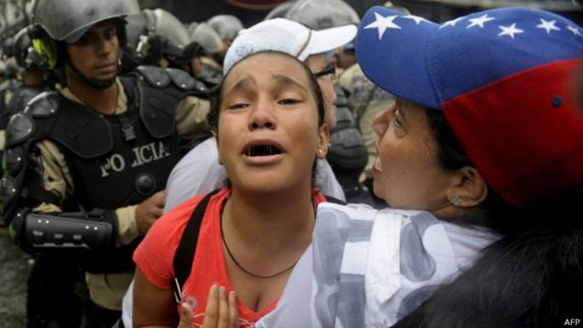 Detenida en protestas en Venezuela