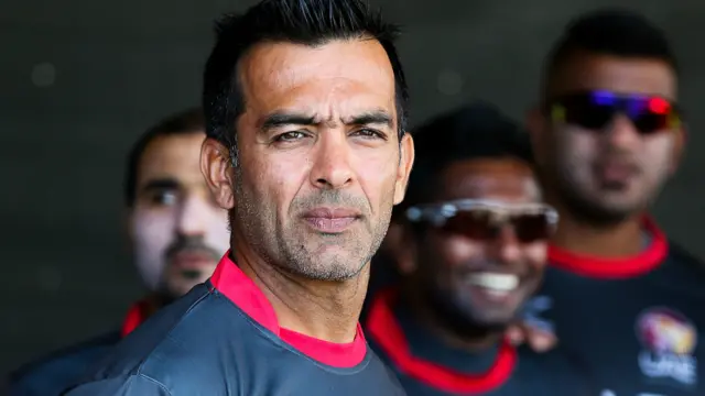 محتدہ عرب امارات کی کرکٹ ٹیم کے کپتان محمد توقیر 43 کی عمر میں ورلڈ میں حصہ لینے والے پہلے کھلاڑی بن گئے ہیں