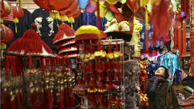 一名中国女子在伦敦唐人街