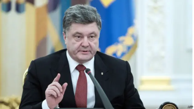 Президент Украины Петр Порошенко на заседании Совета национальной безопасности и обороны 18 февраля 2015 г.