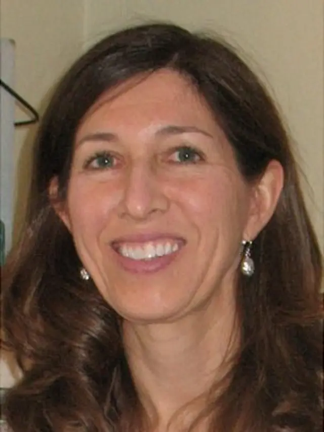 ریبیکا موور اندېښمنه ده چې ناټو خپل وروستی سیاسي هدف له پامه غورځولی دی.
