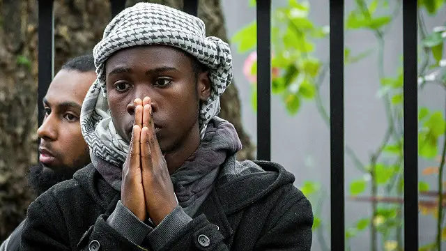 اعتنق زياماني الإسلام في 2014