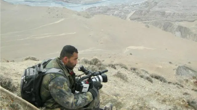 احمد کے علاوہ کسی اور شخص نے برفانی چیتے کی فلم نہیں بنائی ہے