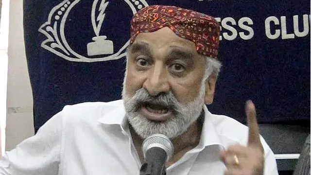  تجزیہ نگار عبدالقیوم خان کنڈی کہتے ہیں یہی کچھ پیپلز پارٹی کے ساتھ ذوالفقار مرزا نے اپنے بھانڈے پھوڑ کر کیا