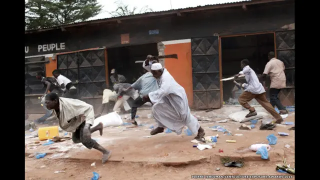 एकल श्रेणी में तीसरा पुरस्कार