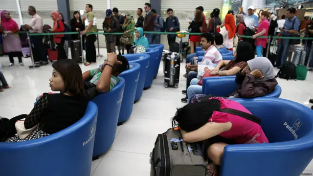 Pembatalan 100 penerbangan Lion Air dilaporkan berdampak pada 2.000 penumpang