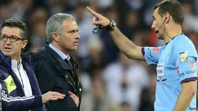 كانت علاقة مورينو باللاعبين والجهاز الفني في ريال مدريد يسودها التوتر 