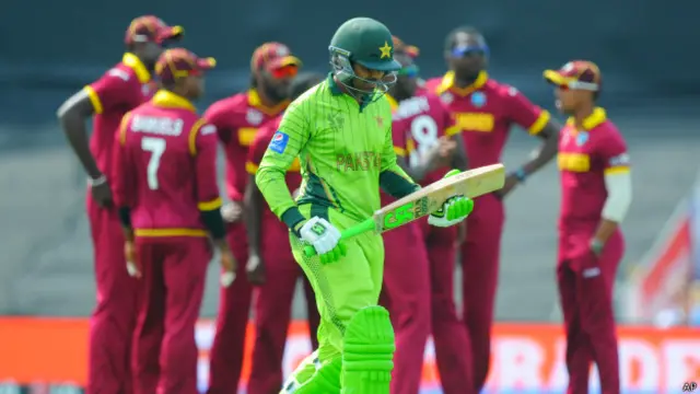 पाकिस्तानी खिलाड़ी आउट