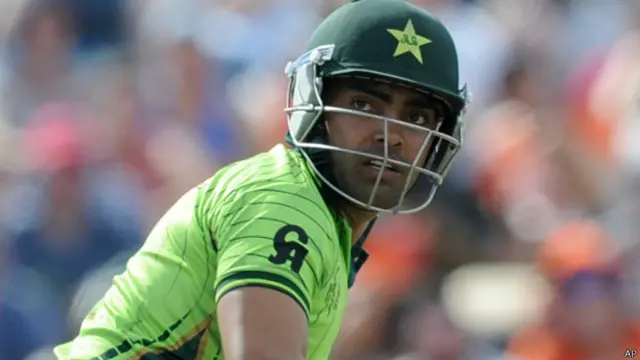 عمر اکمل نے جارحانہ انداز میں کھیلتے ہوئے 24 گیندوں پر46 رنز کی اننگز میں تین چوکے اور تین چھکے لگائے