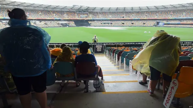 سنیچر کو کرکٹ ورلڈ کپ کا دوسرا میچ آسٹریلیا اور بنگلہ دیش کے درمیان ہے جو کہ بارش کی وجہ سے منسوخ کر دیا گیا ہے۔