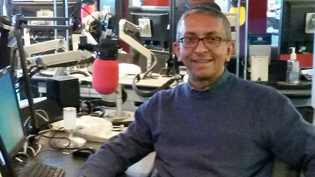 මාධ්‍යවේදී නාලක ගුණවර්ධන 