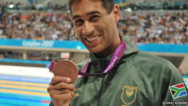 اچمت حسیم نے لندن پیرا اولمپکس میں 100 میٹر بٹرفلائی مقابلوں میں میڈل جیتا