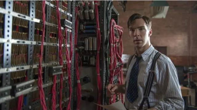 برېتانوی بېنېډېکټ کمبربیچ د غوره فلمي اکتور په برخه کې د اوسکار جایزې لپاره نومول شوی.