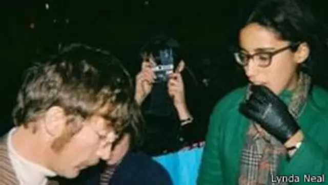 Lizzie Bravo y los Beatles