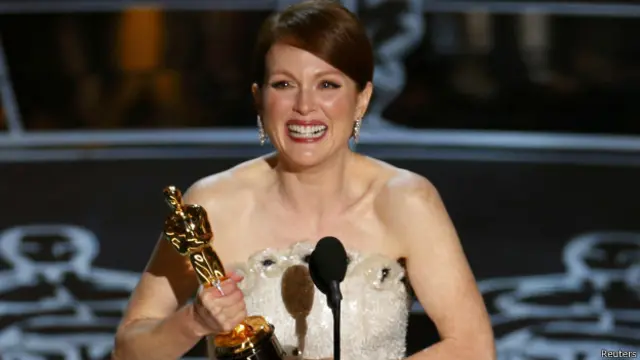 Джулианна Мур