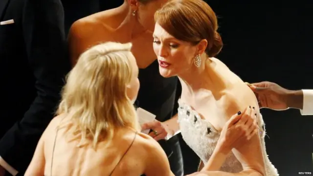 Наоми Уоттс и Джулианна Мур