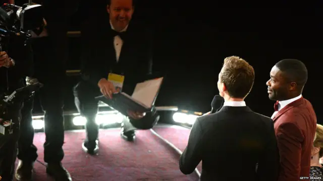 Дэвид Ойелово