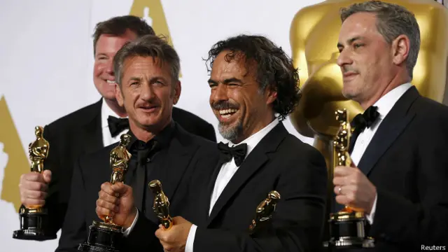 Шон Пенн, Алехандро Гонсалес Иньярриту и продюсер Джон Лешер