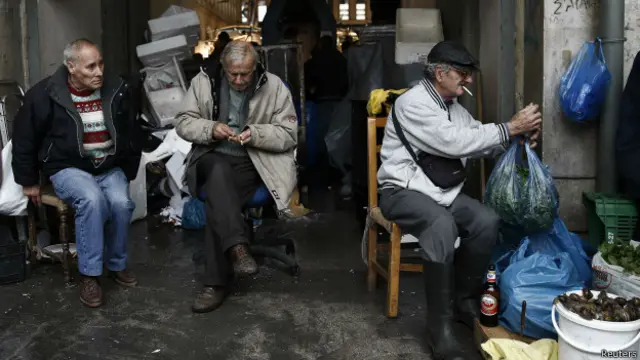 уличные торговцы в Афинах