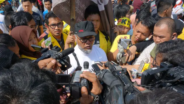 Wakil Ketua KPK non aktif, Bambang Widjojanto dituduh terlibat pemberian keterangan palsu dalam sidang di MK.