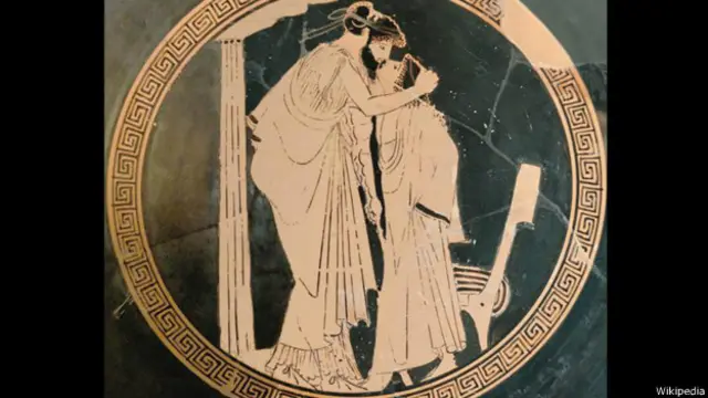 Краснофигурная чаша из Аттики