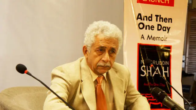 نصیر الدین شاہ کو پاکستانی مداح اور پاکستانیوں کو نصیرالدین شاہ اتنے پسند آ گئے ہیں کہ وہ پاکستان آنے کا کوئی موقع ہاتھ سے جانے دیتے