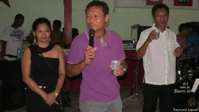 raymond sapoen dan istrinya