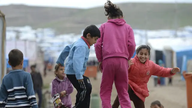 د انسان فطرت طبعیت غواړي خو اوسنی ژوند موږ له طبعیته جلا کړي یو، په کور او دفتر ننوتي یو. 