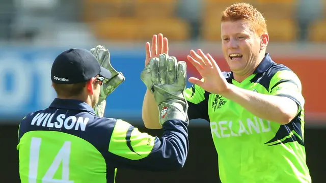 کیون اوبرائن نے دو اہم وکٹیں حاصل کی ہیں