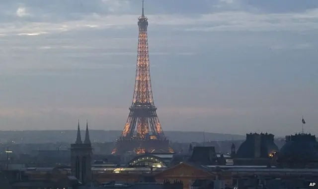 Ở Paris chỉ có một hẻm nhỏ được đặt theo tên họ của Napoleon