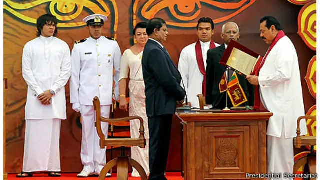 යෝෂිත රාජපක්ෂ නාවික හමුදාවට බැඳුනේ කෙසේද යන්න පිළිබඳව 'පරීක්ෂණයක්'