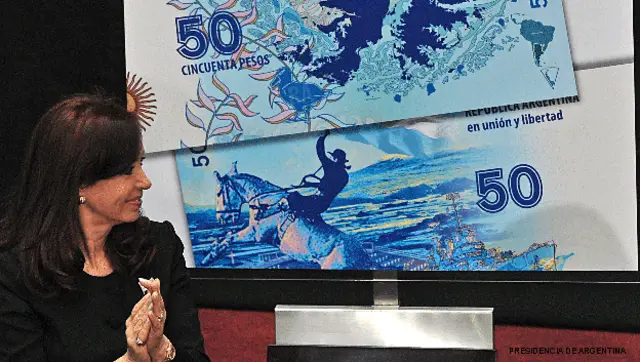 La presidenta presenta el nuevo billete de Malvinas.