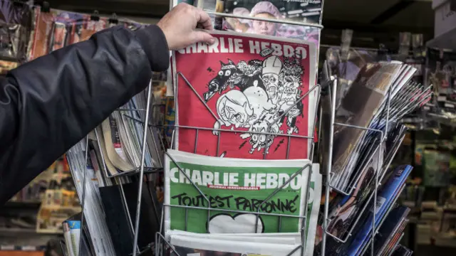 Стенд с газетами 