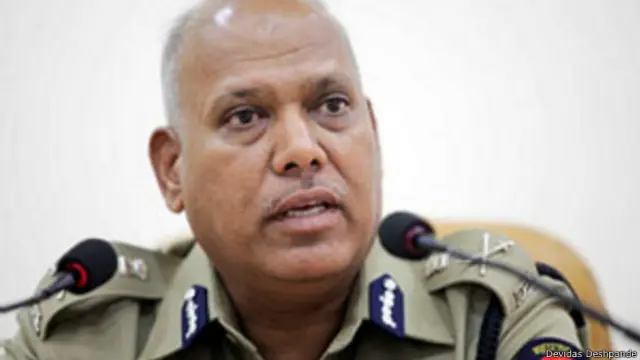 पुणे के पूर्व कमिश्नर गुलाबराव पोल