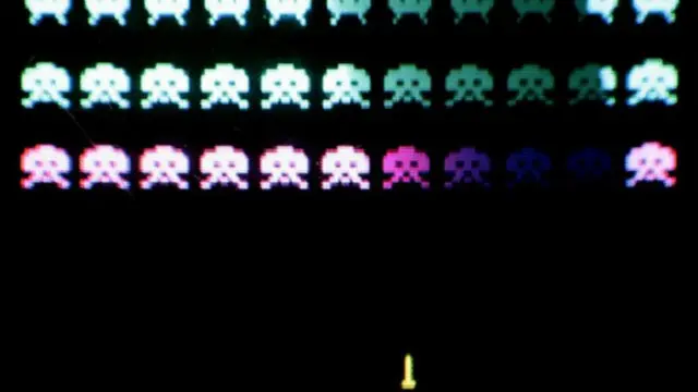 أحد ألعاب الفيديو القديمة