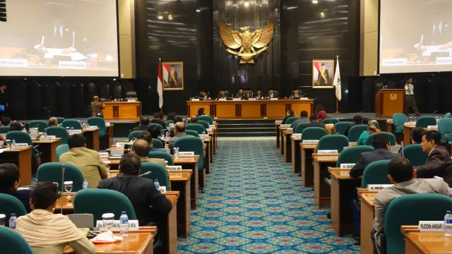 Seluruh fraksi DPRD mendukung hak angket melawan Ahok.