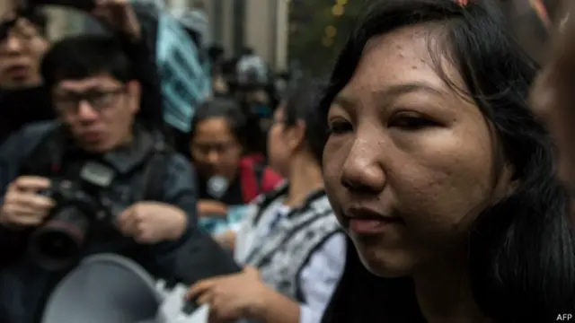 23岁的厄维阿纳去年1月初离开香港时遍体鳞伤