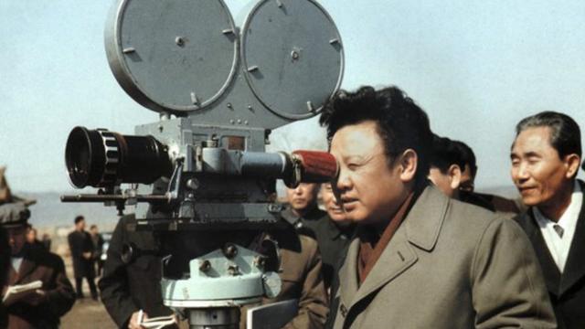 Hollywood hayranı Kim Jong-İl, filmlere taş çıkartacak bir kaçırma planı hazırladı.