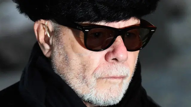 گیری گلٹر عدالتی فیصلے کے بعد فوراً ہی عدالت سے چلے گئے