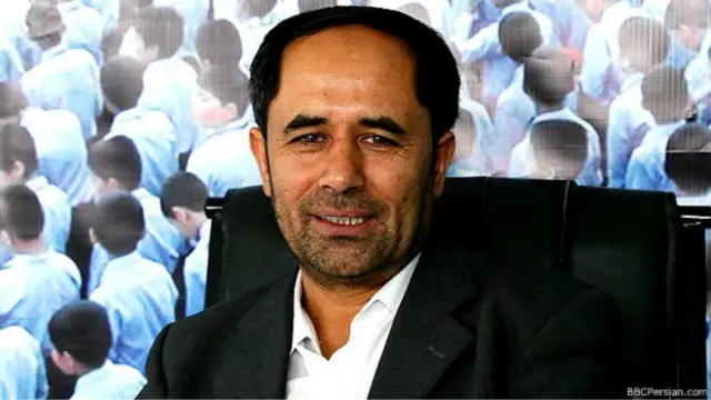 افغان ښونکی عزیزالله رویش وايي: زما لپاره تر ټولو الهام بښونکې د خپلو زده کونکو د معصومانه تبسمونو لیدل دي. 