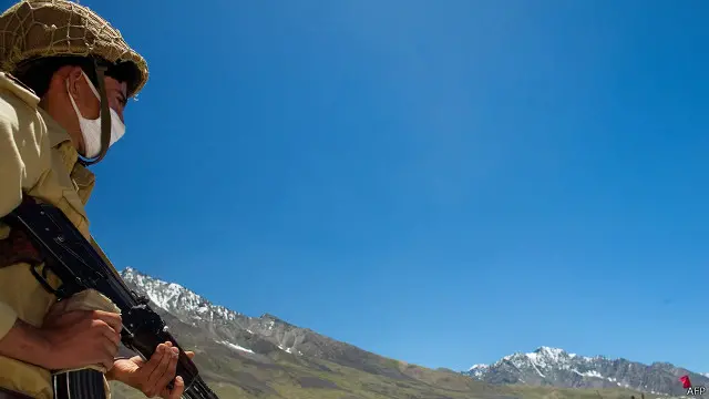 جیل کے اندر سکیورٹی کا پہلا حصار فرنٹیئر کانسٹیبلری اور گلگت بلتستان پولیس کا ہے جبکہ بیرونی حصار گلگت سکاؤٹس کا ہے( فائل فوٹو)