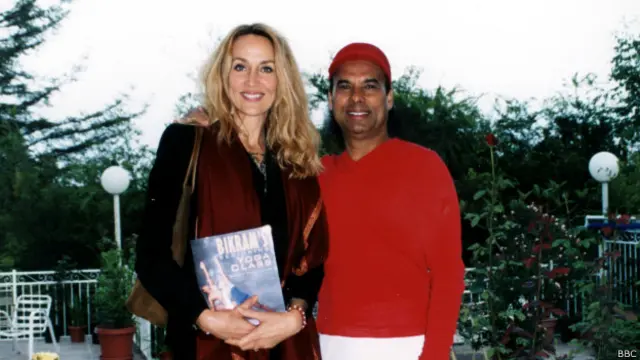 Numerosas estrellas de Hollywood han sido alumnas de Choudhury, como la exmodelo Jerry Hall. 