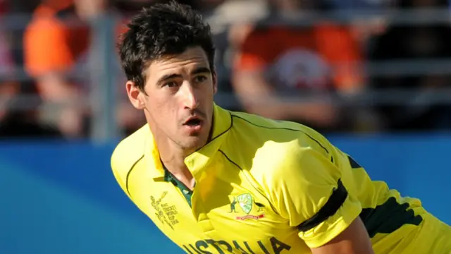 نیوزی لینڈ کے بلے بازوں کے پاس سٹارک کی یارکرز کا کوئی جواب نہ تھا اور انھوں نے چھ میں چار وکٹیں بلے بازوں کو کلین بولڈ کر کے حاصل کیں۔ 