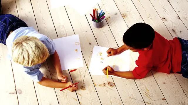 स्कूली बच्ची