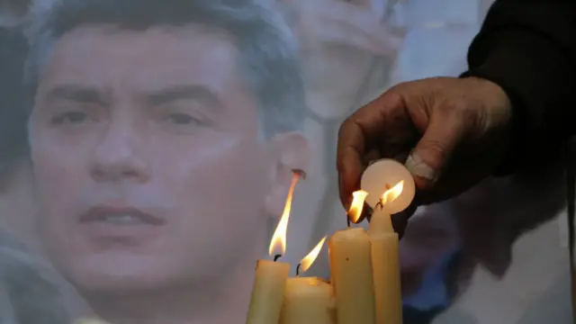 هواداران بوریس نمتسوف می‌گویند دولت روسیه در قتل این مخالف پوتین دست داشته است