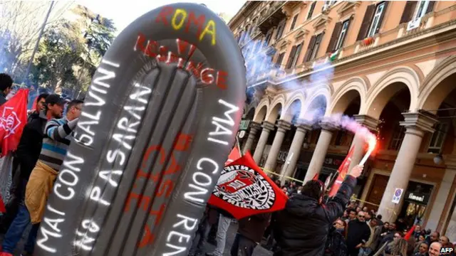 عوام میں امیگریشن اور بچت کے خلاف غم و غصہ پایا جاتا ہے