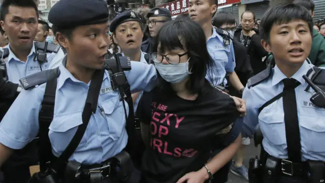 香港元朗区成为新一个举行反对“水货客”示威的地区