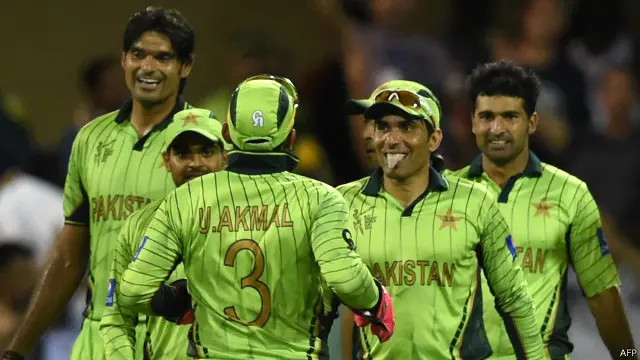 پاکستانی اننگز ایک بار پھر مصباح الحق کے گرد گھومتی رہی